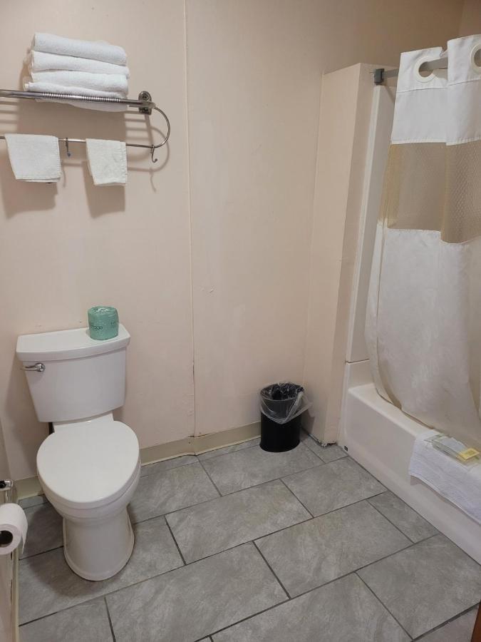 Sterling Inn Near Iag Airport نياغارا فالس، نيويورك المظهر الخارجي الصورة
